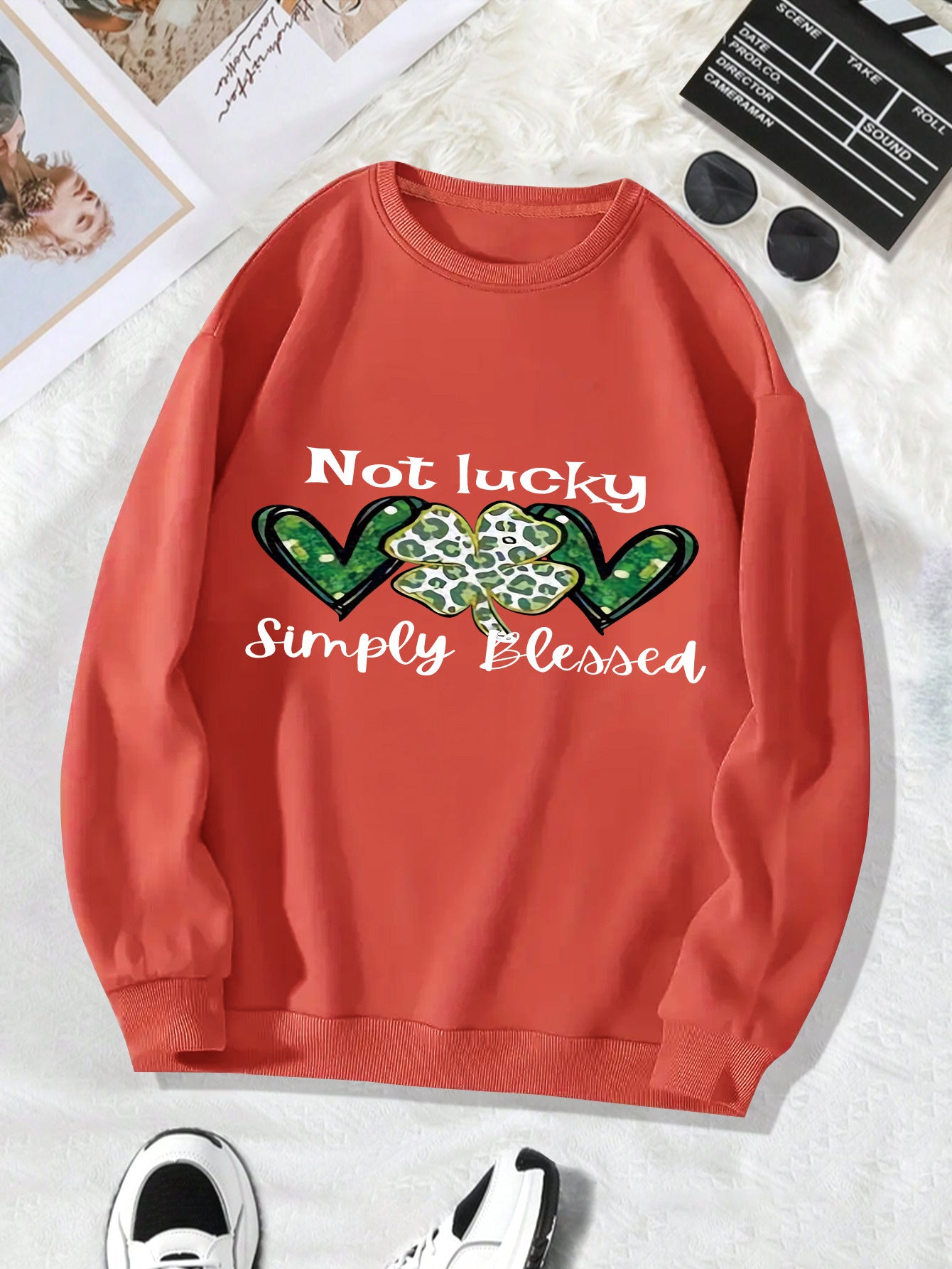 Back collar fleece hoodie round neck not made of clover