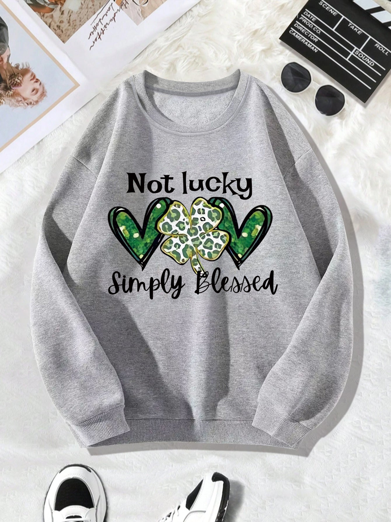 Back collar fleece hoodie round neck not made of clover